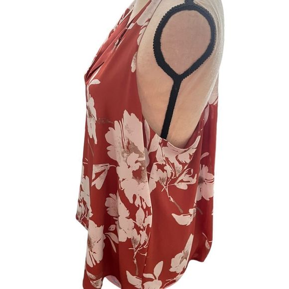 LOFT Anne Taylor Woman’s Chiffon top in Burnt Orange Size L, good condition - Picture 2 of 4